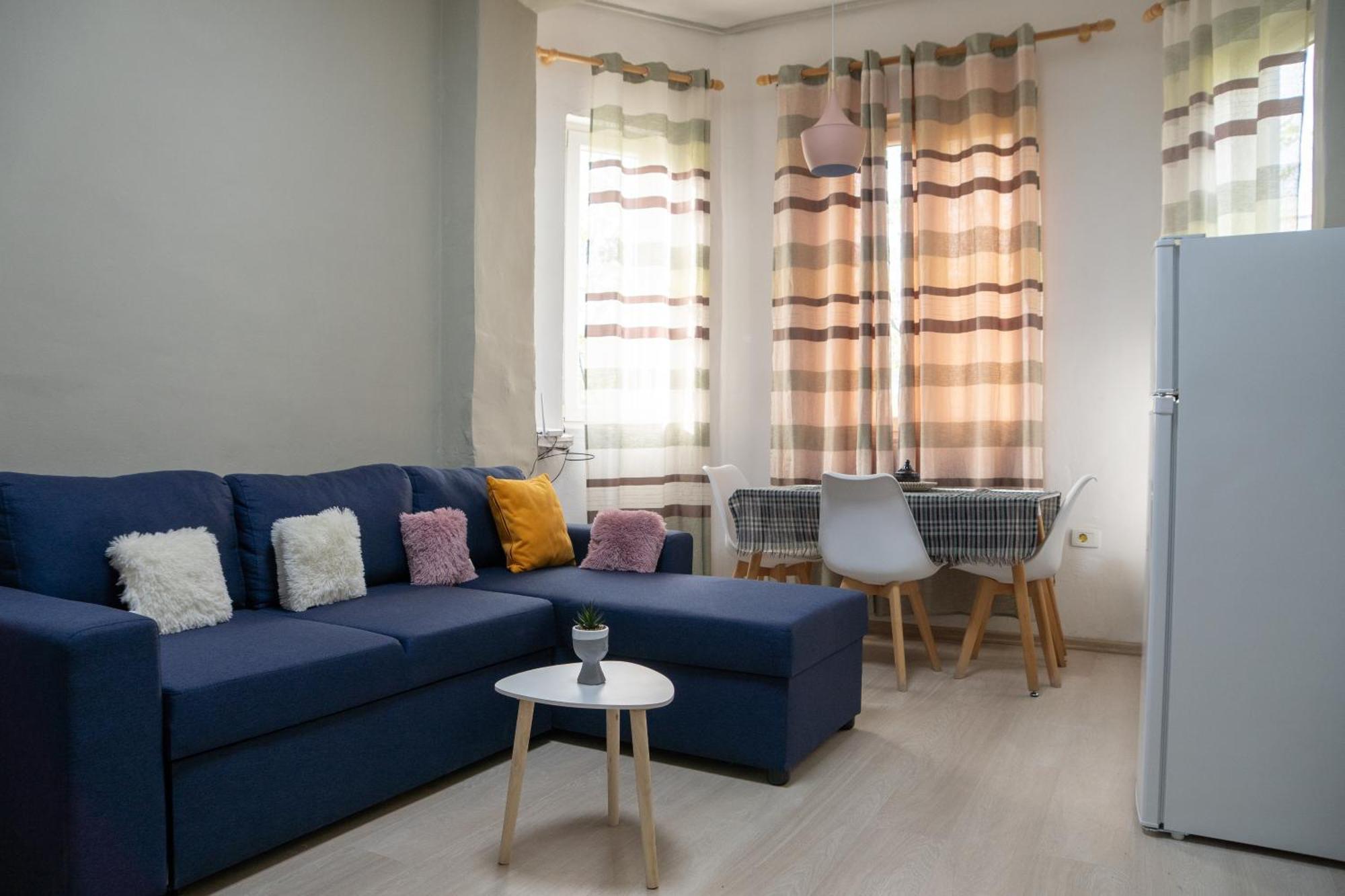 Blloku Area Apartment *
